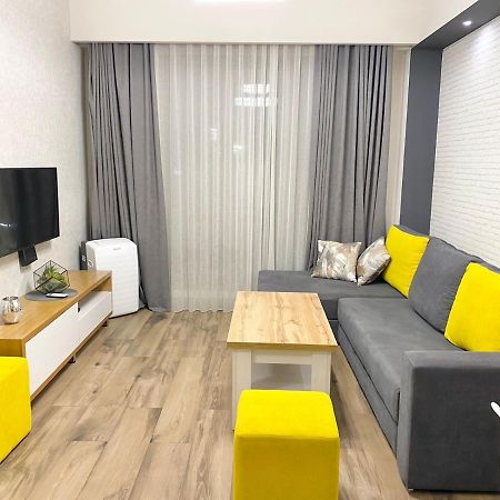 Luxury Apartment, New Building, Centre 예레반 외부 사진