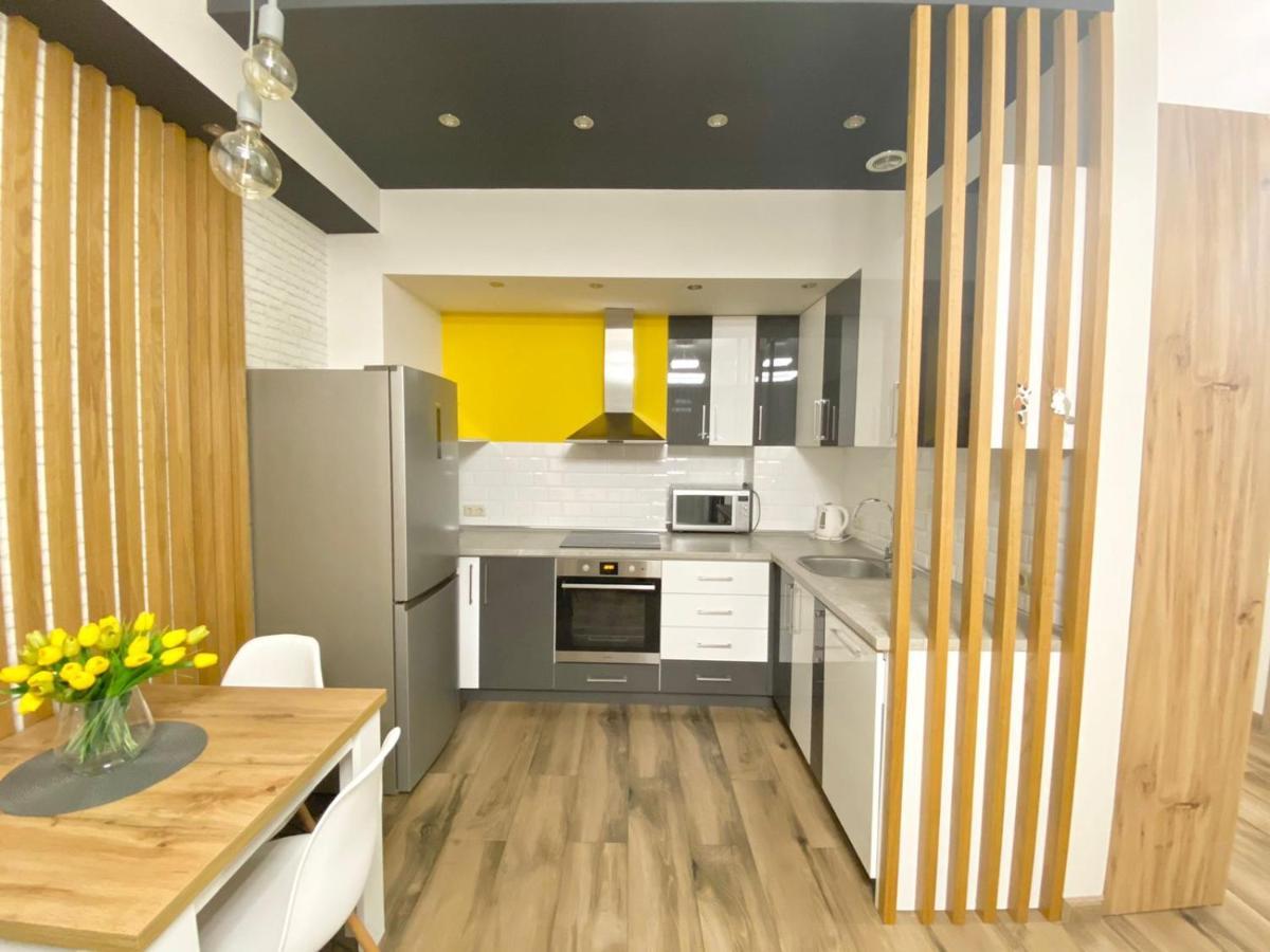 Luxury Apartment, New Building, Centre 예레반 외부 사진