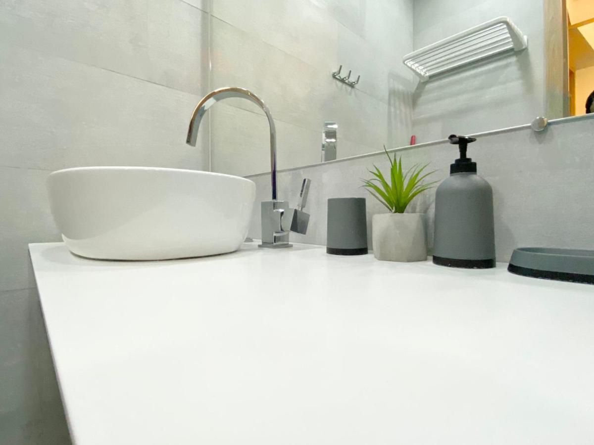 Luxury Apartment, New Building, Centre 예레반 외부 사진